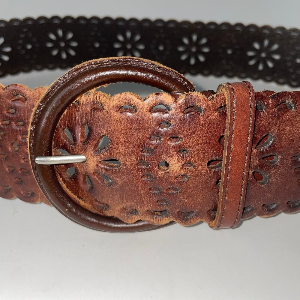 Via Spiga Brown Leather Belt Boho Cut-Out Design Size L Hippie Boho - Picture 4 of 8